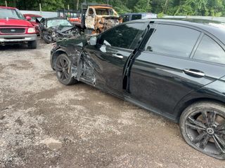 2019 Mercedes-Benz AMG E 53 4MATIC - Primary Damage Right Image